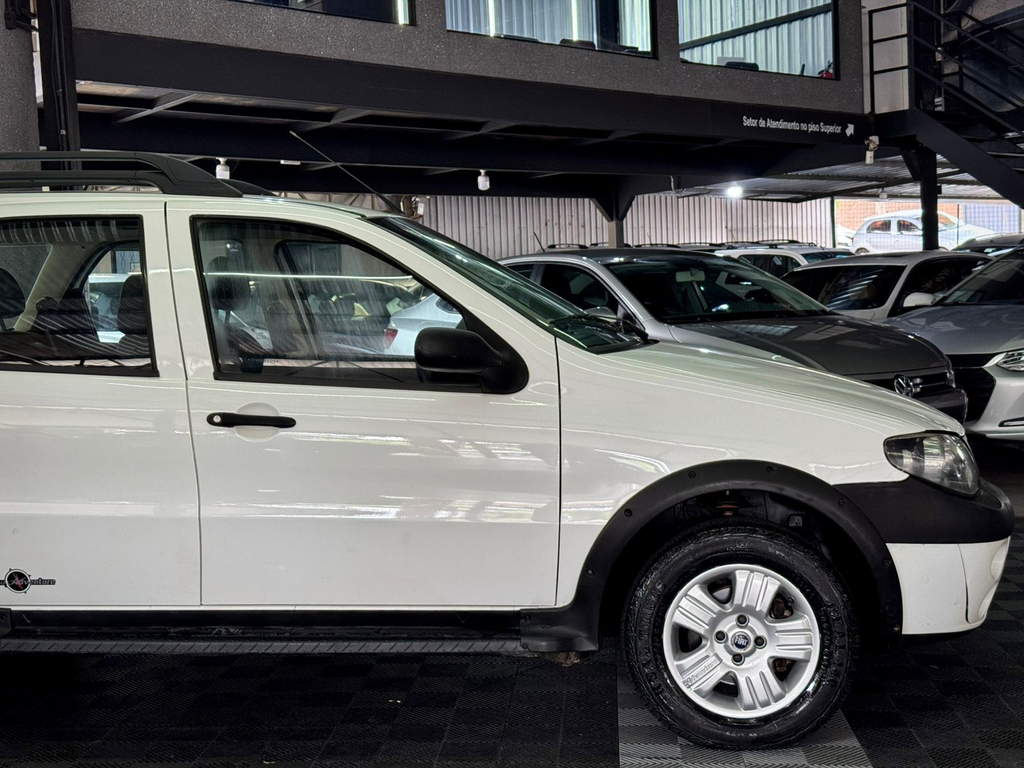 Fiat Palio Weekend Branco