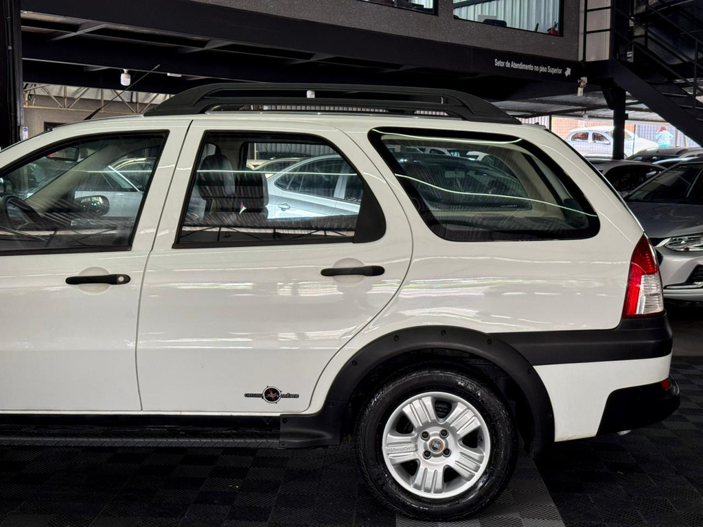 Fiat Palio Weekend Branco