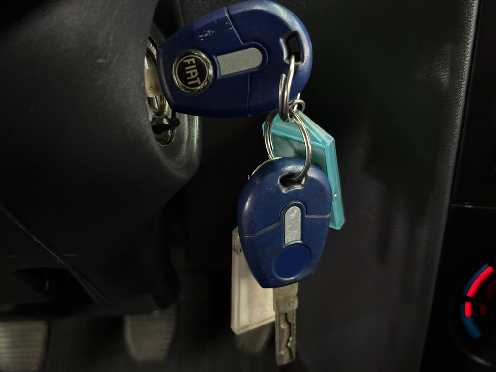 Fiat Palio Weekend Branco