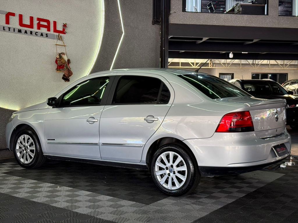 Volkswagen Voyage (G6) Comfortline 1.6 (Flex)