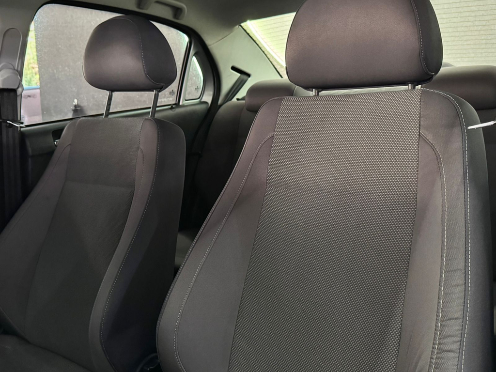 Volkswagen Voyage (G6) Comfortline 1.6 (Flex)