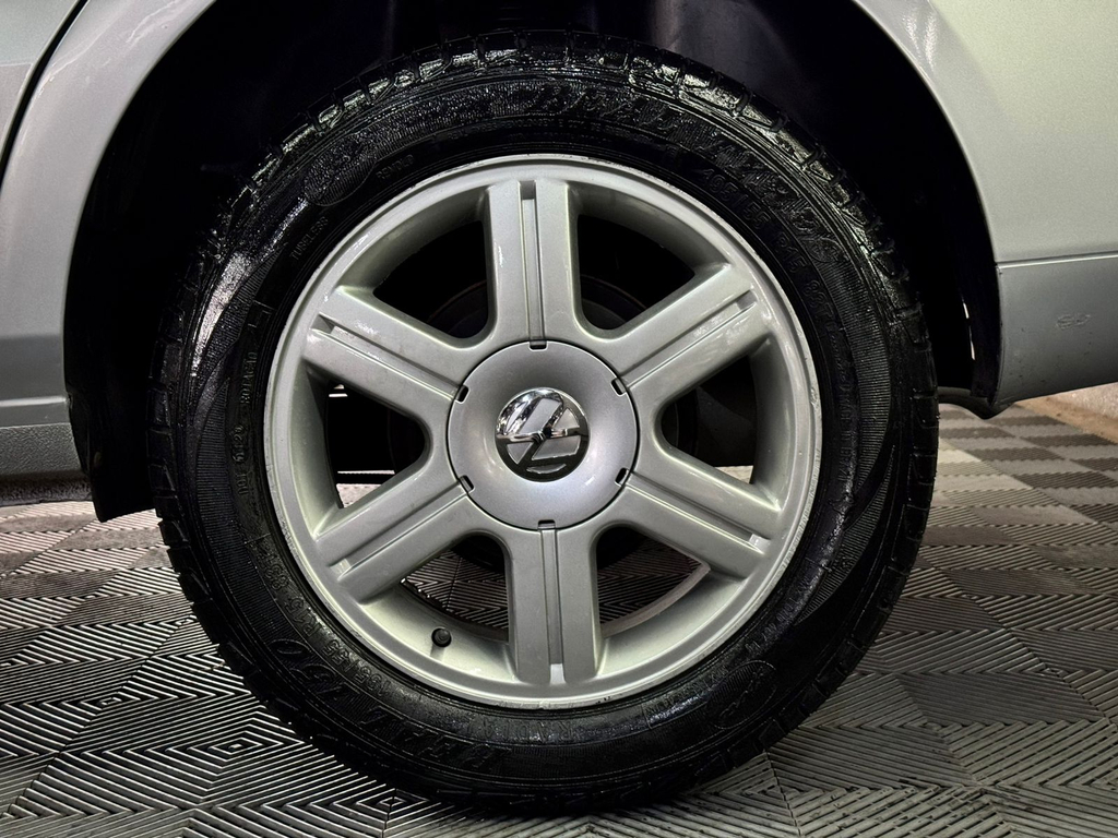 Volkswagen Voyage Trend 1.6 (Flex)