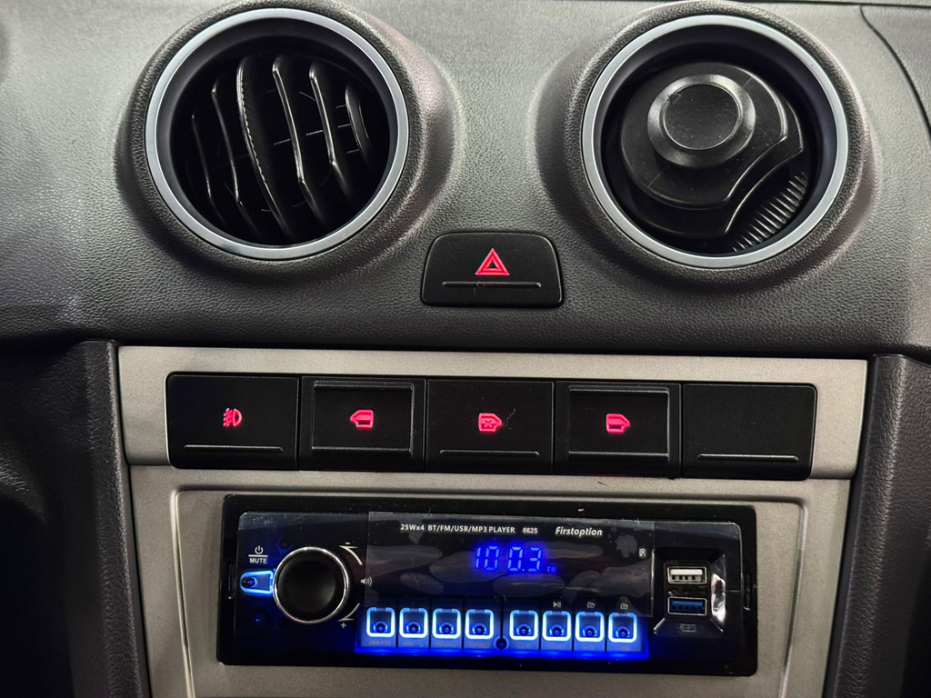 Volkswagen Voyage Trend 1.6 (Flex)