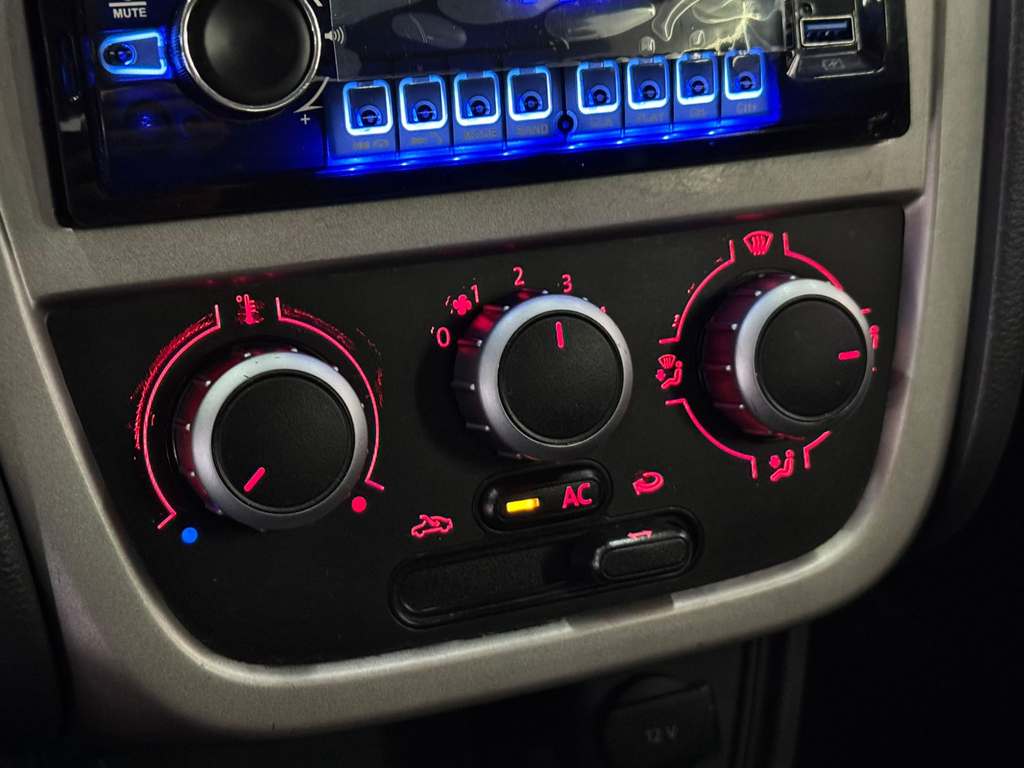 Volkswagen Voyage Trend 1.6 (Flex)