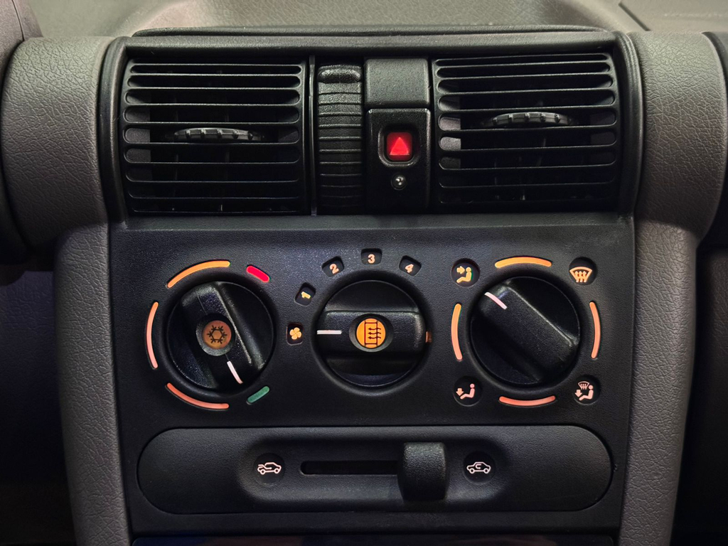 Chevrolet Classic Ls 1.0 Vhce (Flex)