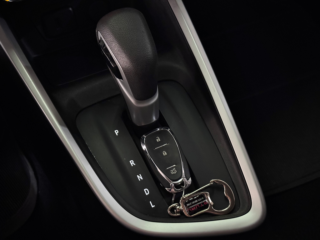 Chevrolet ONIX SEDAN PLUS LTZ 1.0 12V TB FLEX AUT.