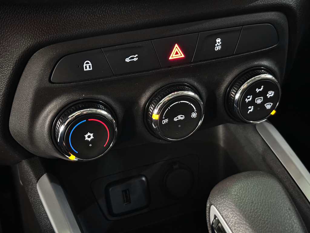 Chevrolet ONIX SEDAN PLUS LTZ 1.0 12V TB FLEX AUT.