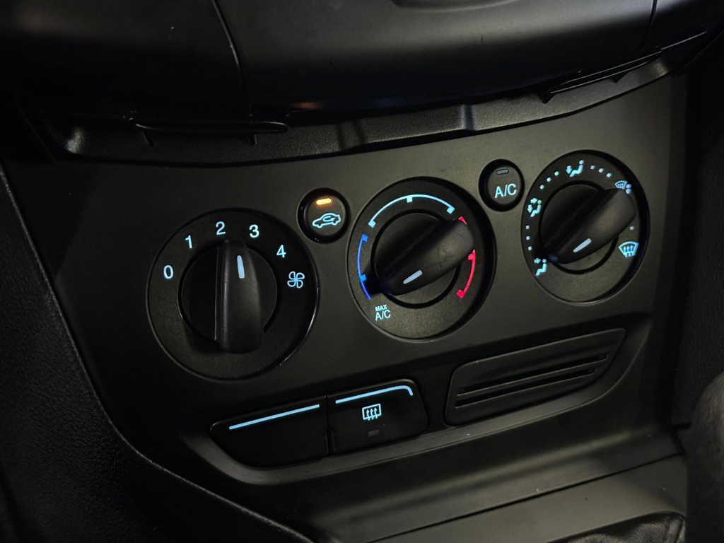 Ford Hatch 1.6 S Flex 16v 5p