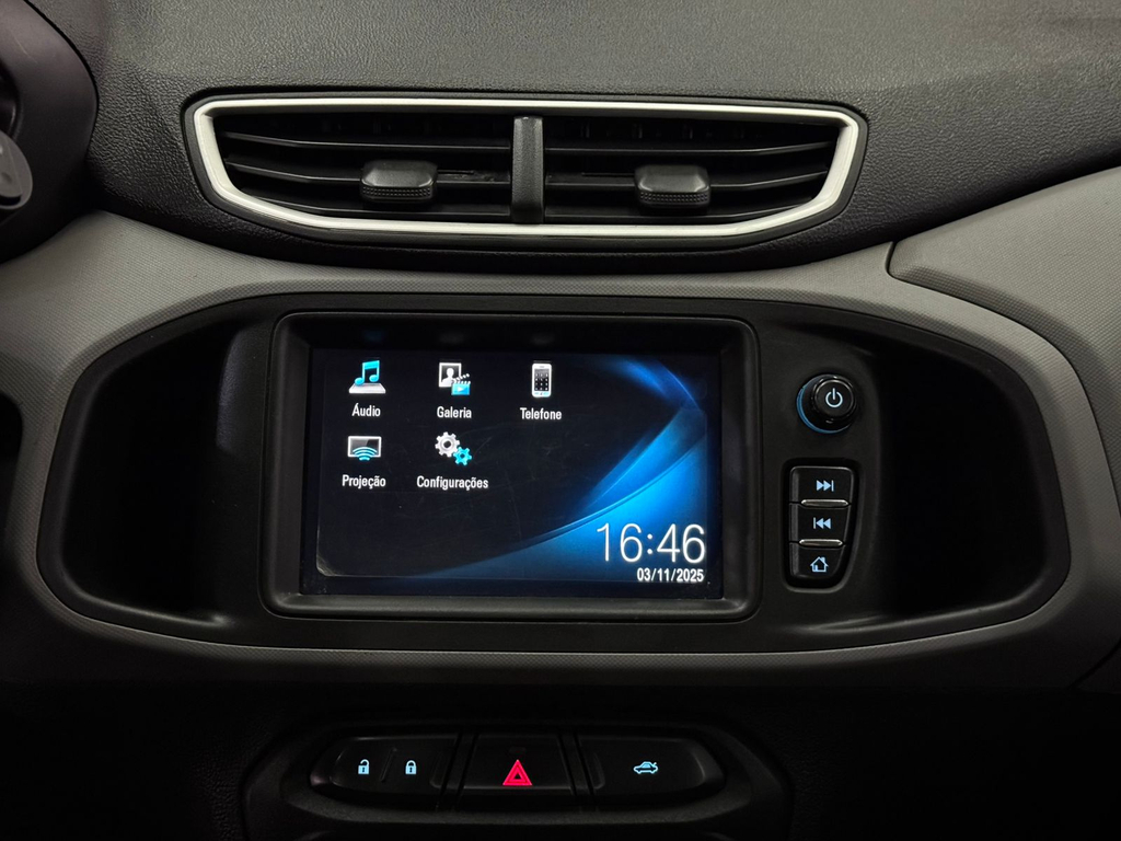 Chevrolet Onix 1.0 LT Flex