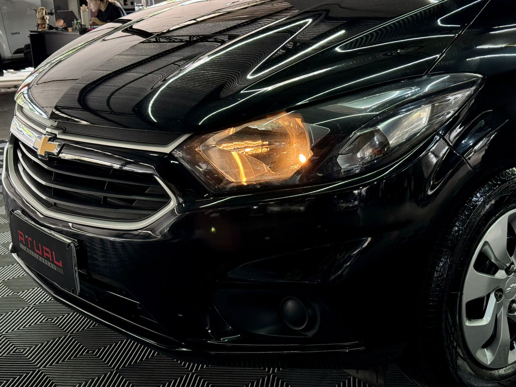 Chevrolet Onix 1.0 LT Flex