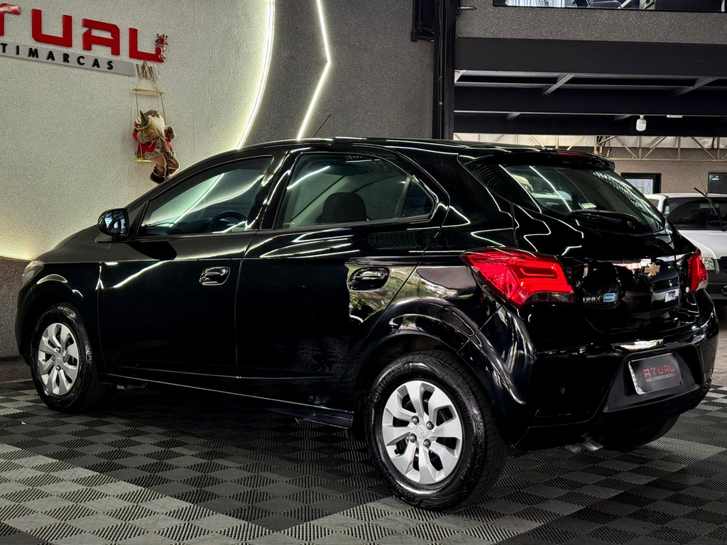 Chevrolet Onix 1.0 LT Flex