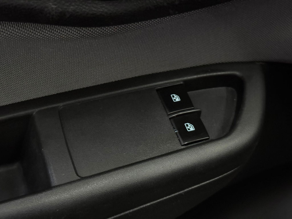 Chevrolet Onix 1.0 LT Flex