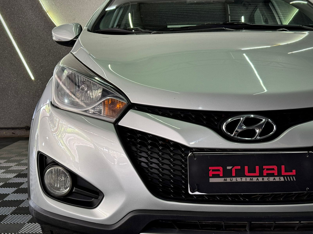 Hyundai HB20X Prata