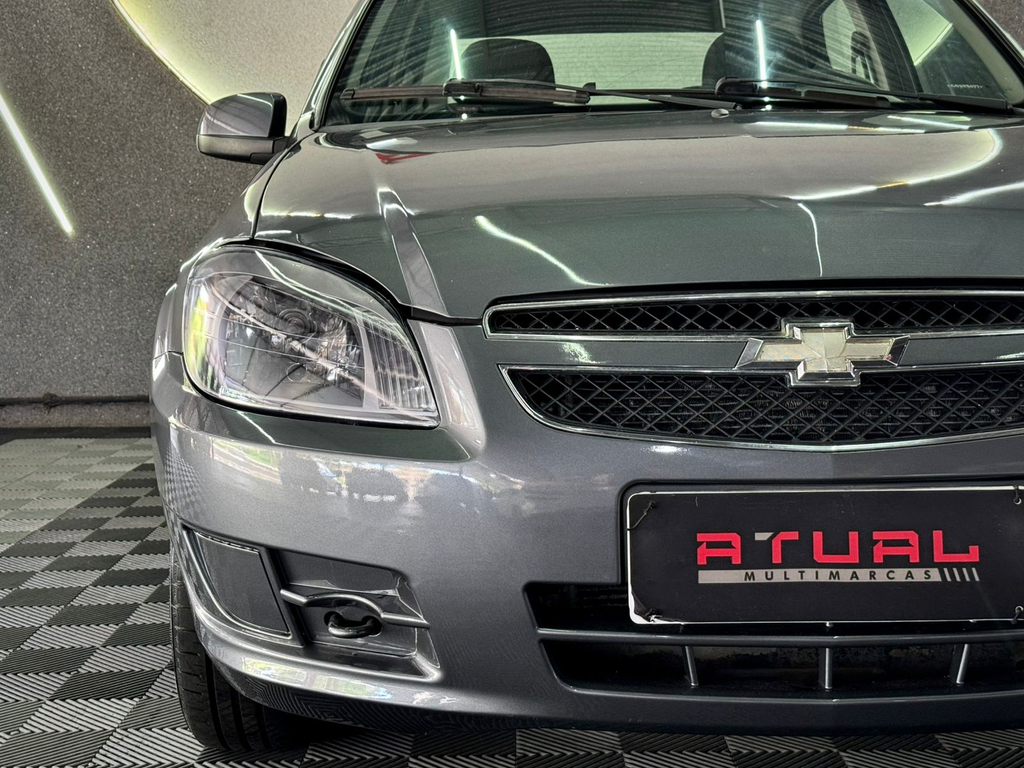 Chevrolet Prisma Cinza