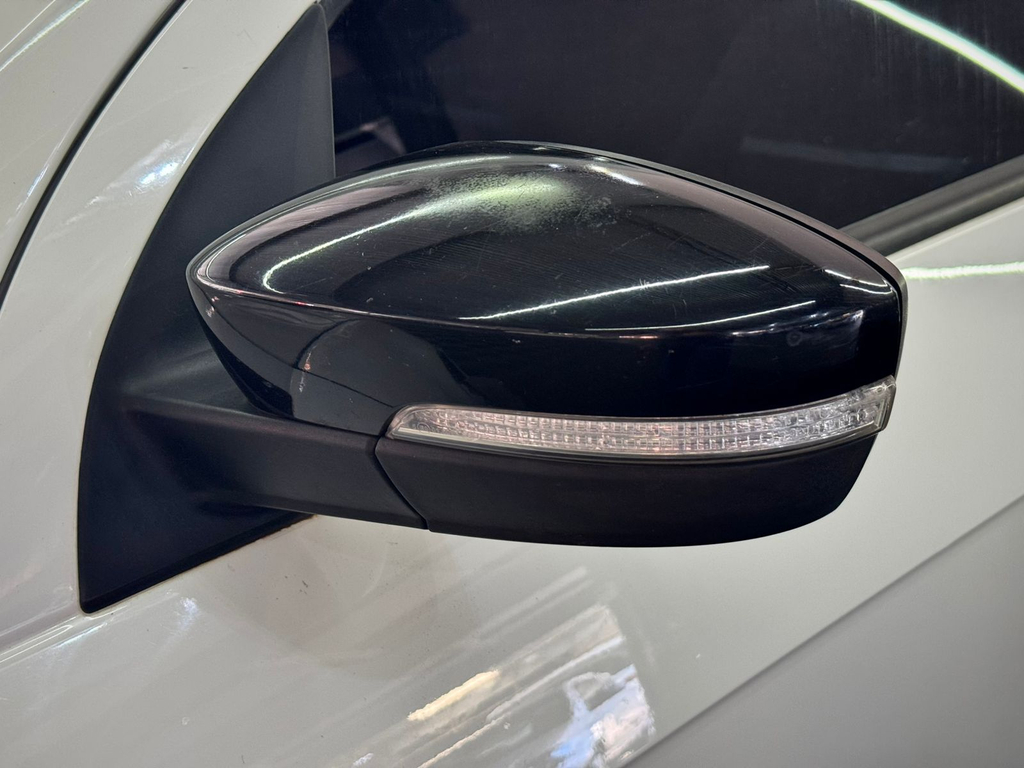 Volkswagen Gol Branco