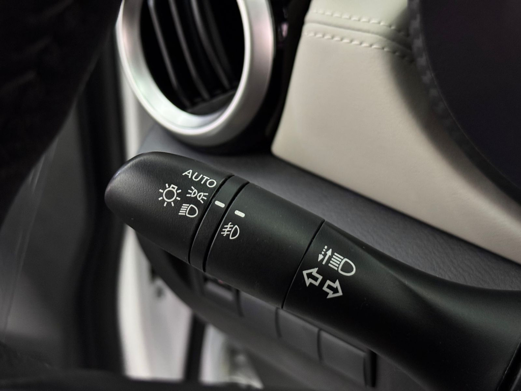 Nissan Versa Exclusive 1.6 16v Flex Aut.