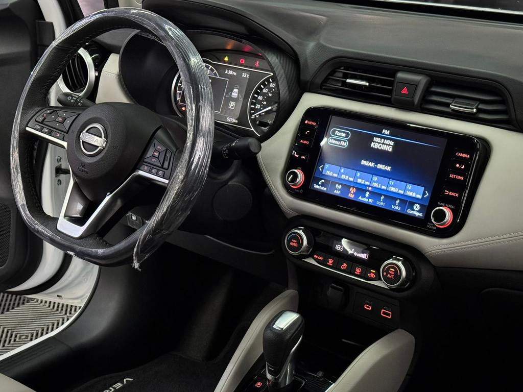 Nissan Versa Exclusive 1.6 16v Flex Aut.