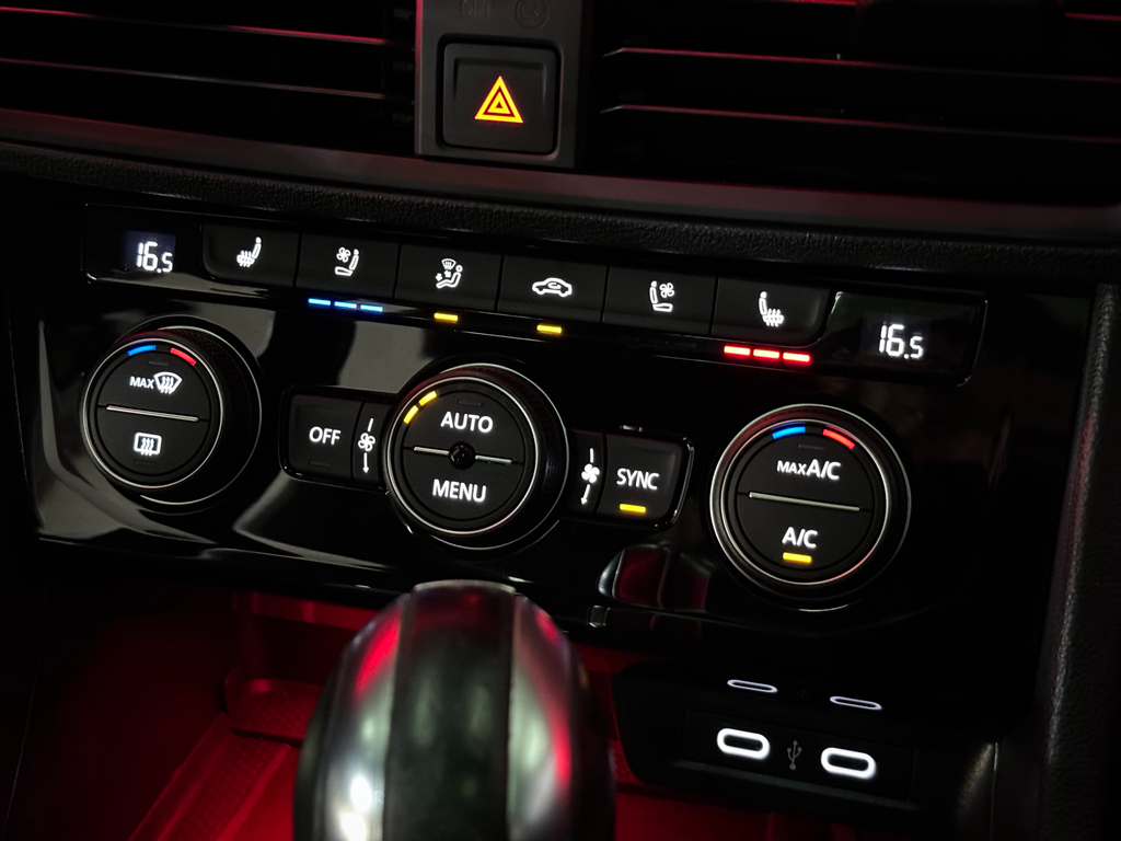 Volkswagen JETTA GLI 350 TSI 2.0 16V 4P AUT.