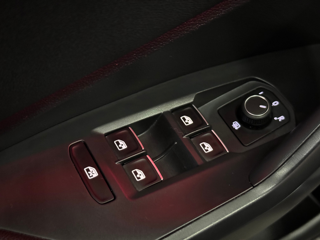 Volkswagen JETTA GLI 350 TSI 2.0 16V 4P AUT.