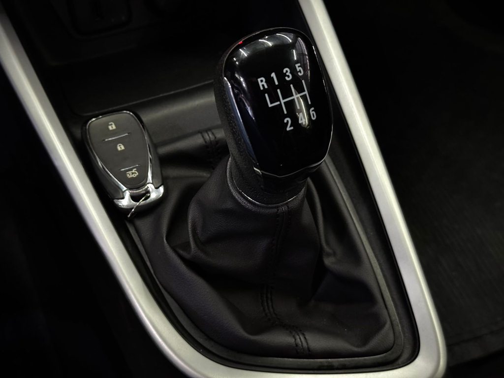 Chevrolet Onix Branco