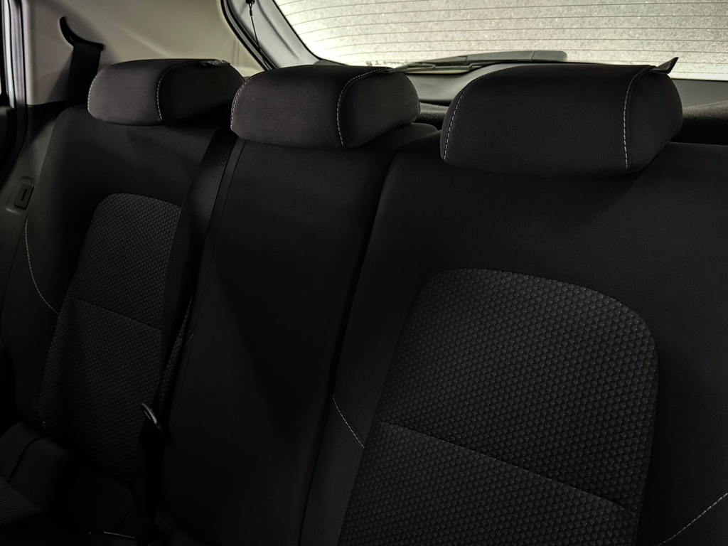 Chevrolet Onix Branco