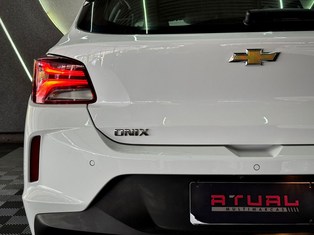 Chevrolet Onix Branco