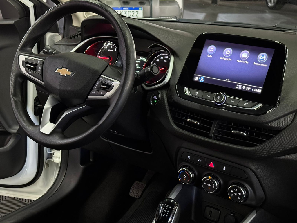 Chevrolet Onix Branco