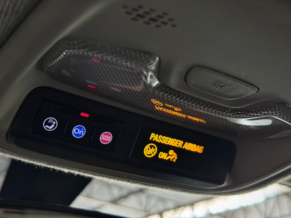 Chevrolet Onix Branco