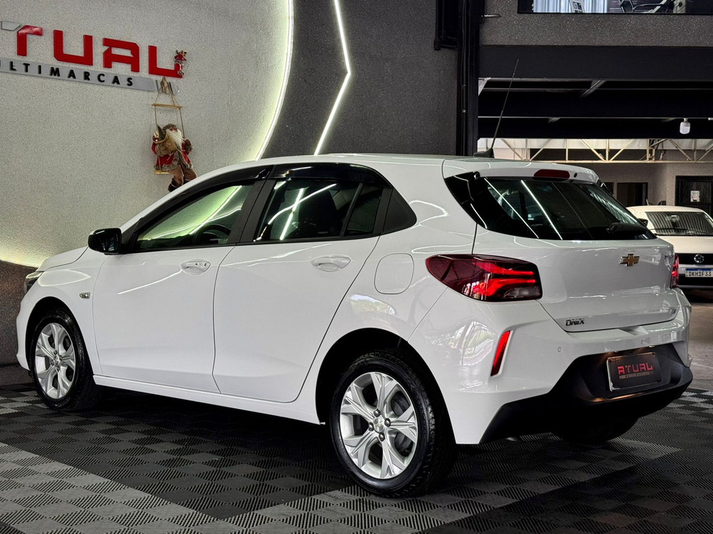 Chevrolet Onix Branco