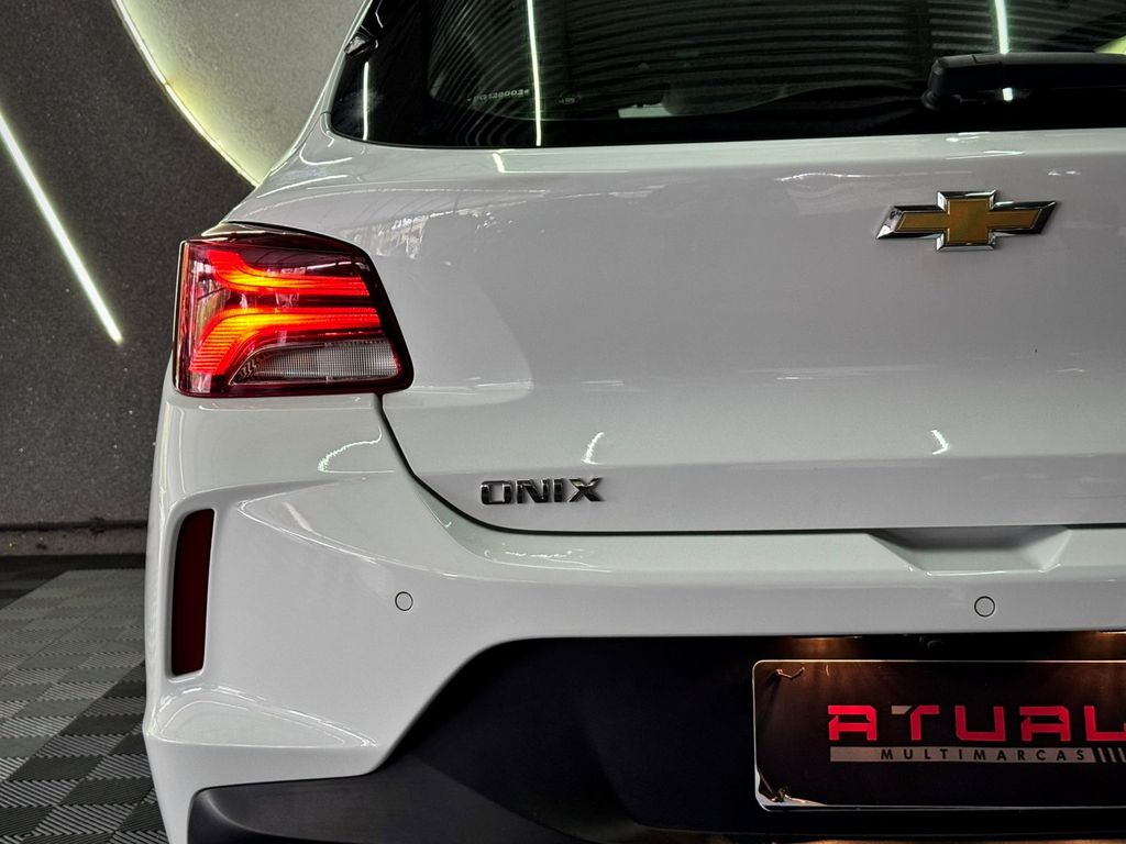 Chevrolet Onix Branco