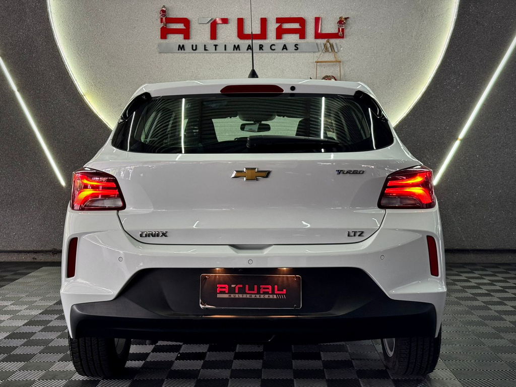 Chevrolet Onix Branco