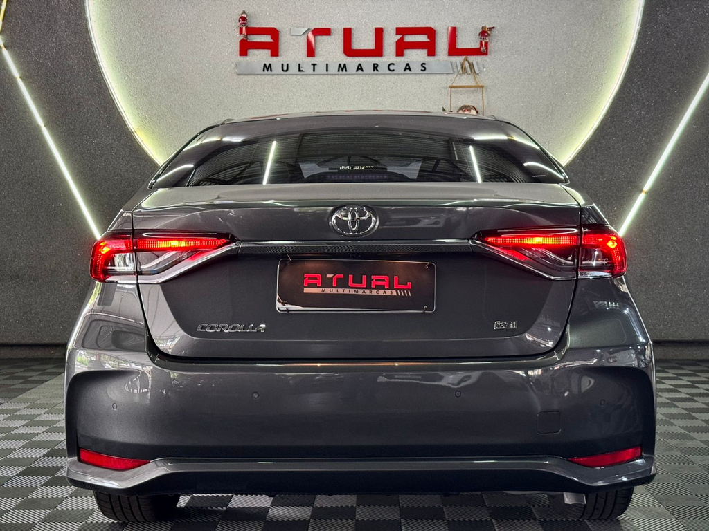 Toyota Corolla Cinza