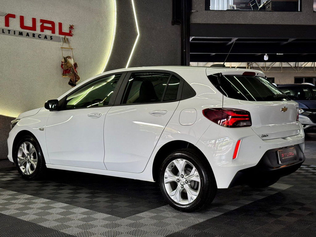 Chevrolet Onix Branco