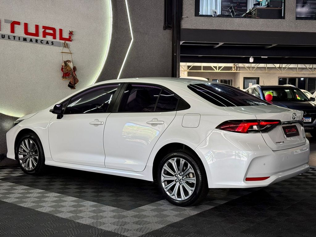 Toyota Corolla Branco
