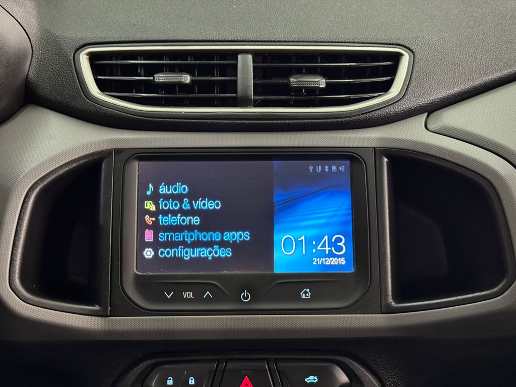 Chevrolet Onix Branco