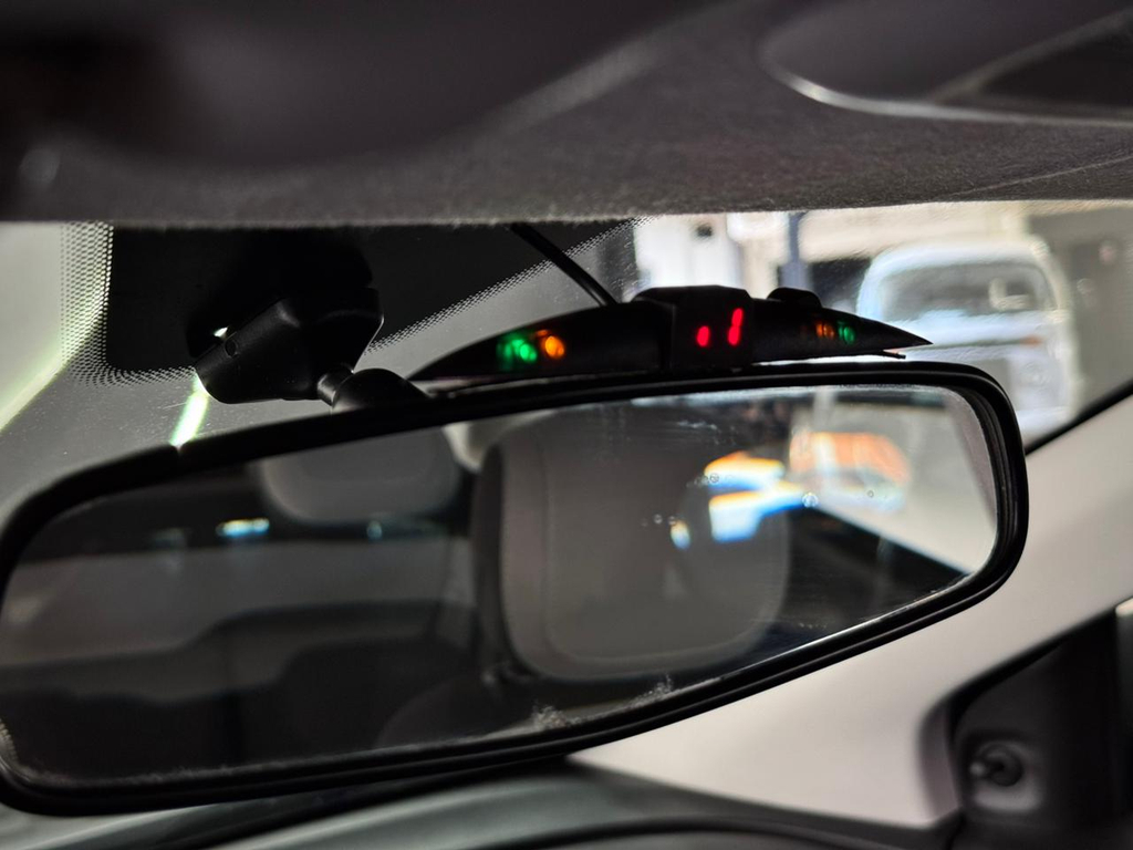 Chevrolet Onix Branco