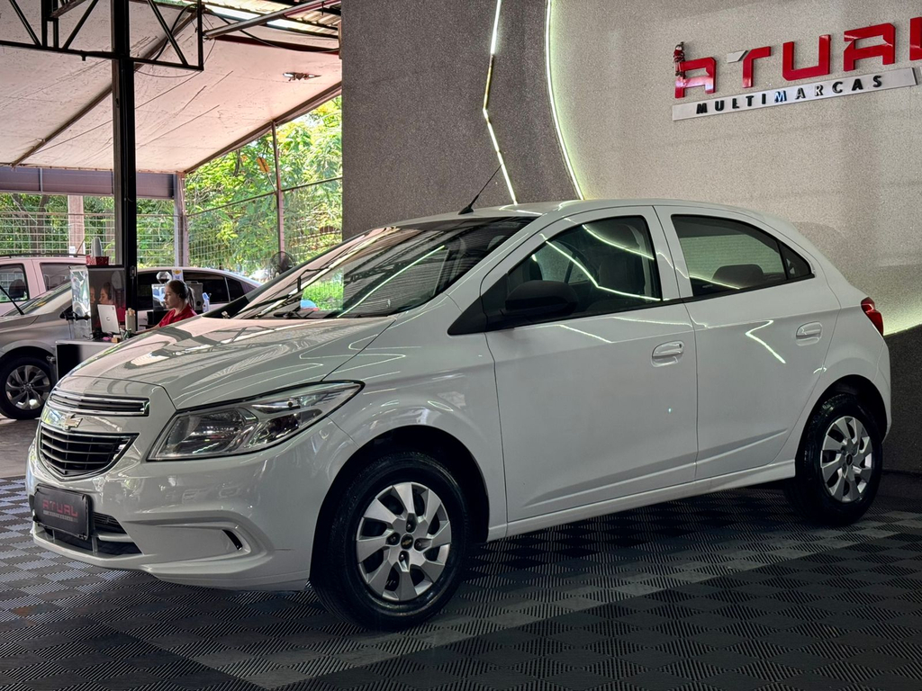 Chevrolet Onix Branco