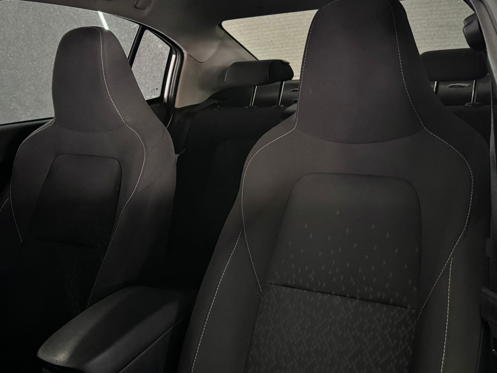 Chevrolet Onix Sedan Prata