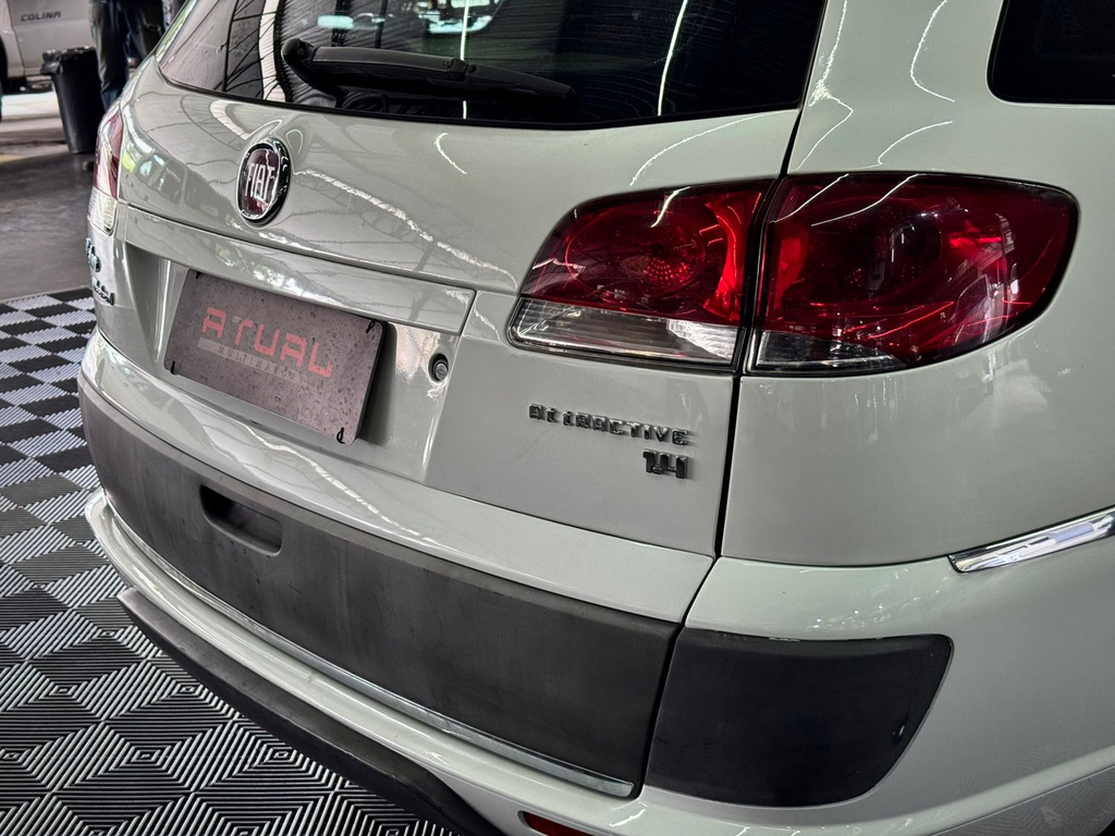 Fiat Palio Weekend Branco