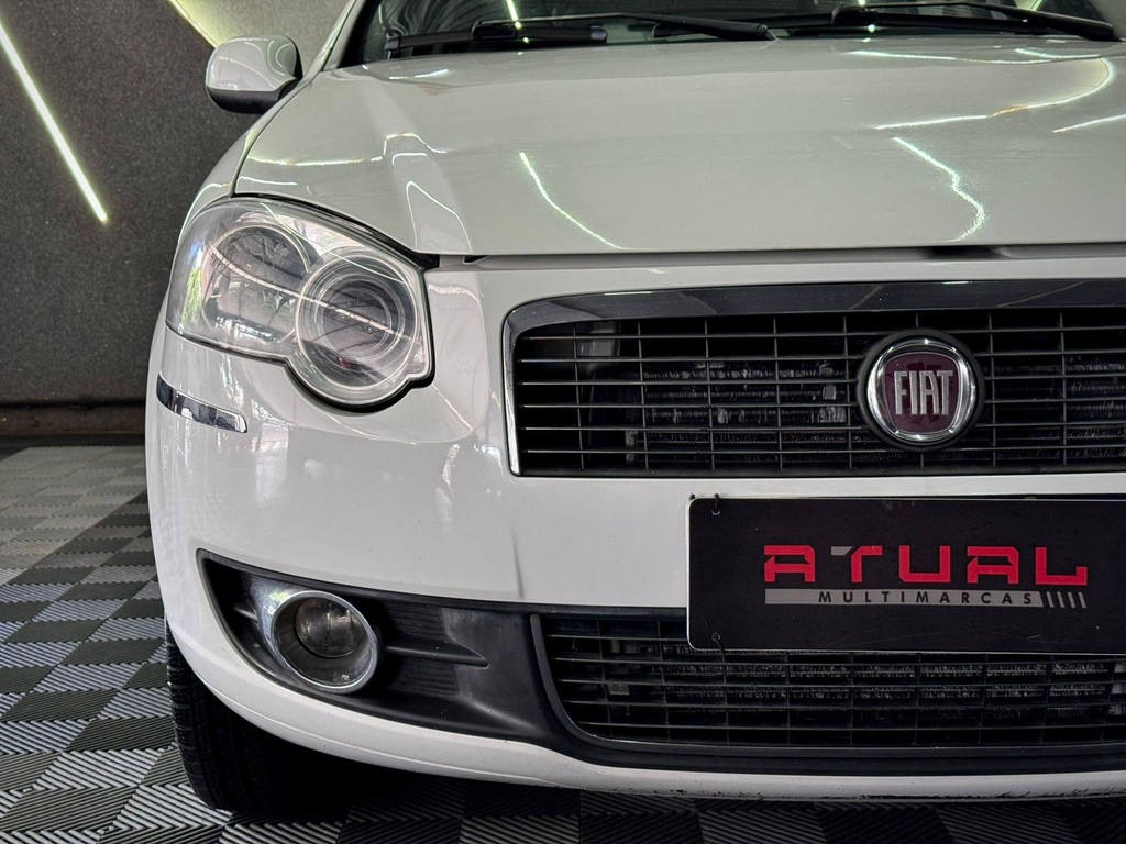 Fiat Palio Weekend Branco