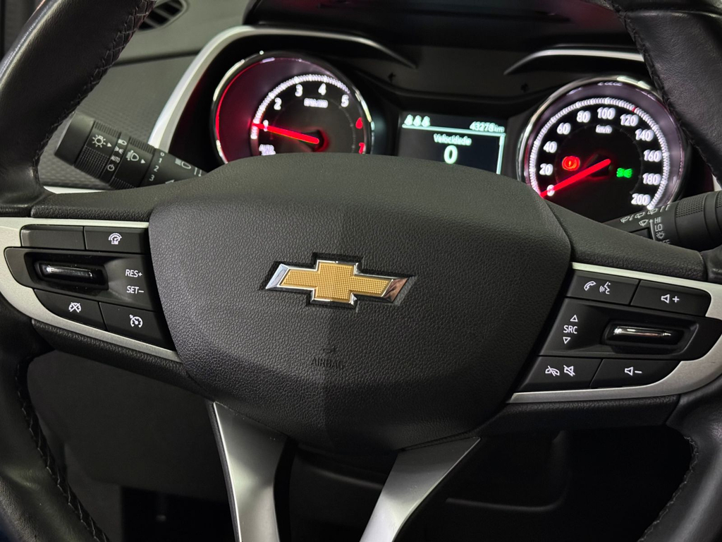 Chevrolet Tracker Cinza