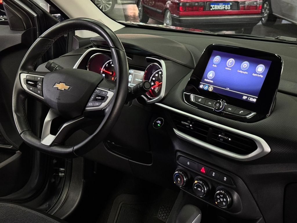 Chevrolet Tracker Cinza