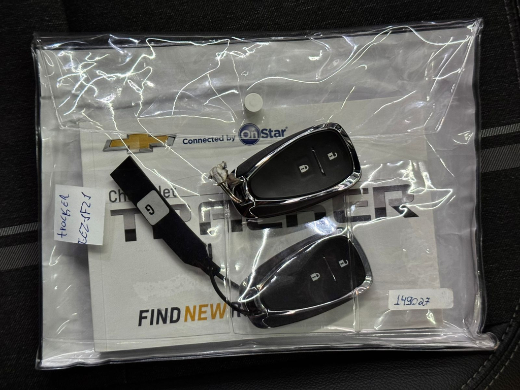 Chevrolet Tracker Cinza