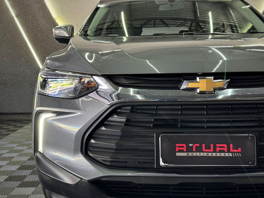 Chevrolet Tracker Cinza