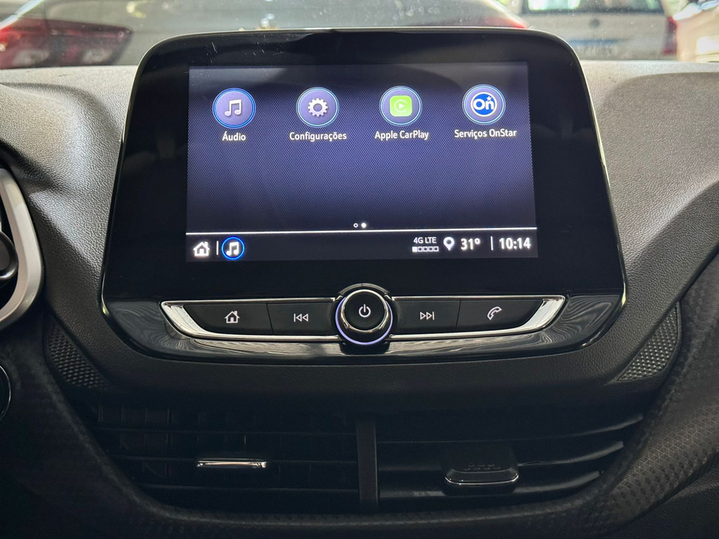 Chevrolet Onix Sedan Prata