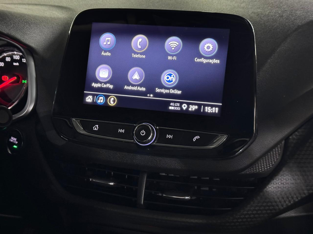 Chevrolet Onix Sedan Prata