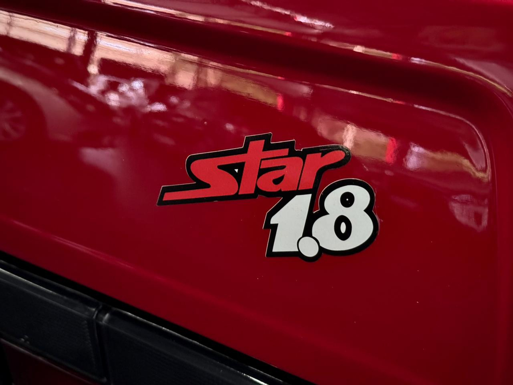 Volkswagen Gol Vermelho