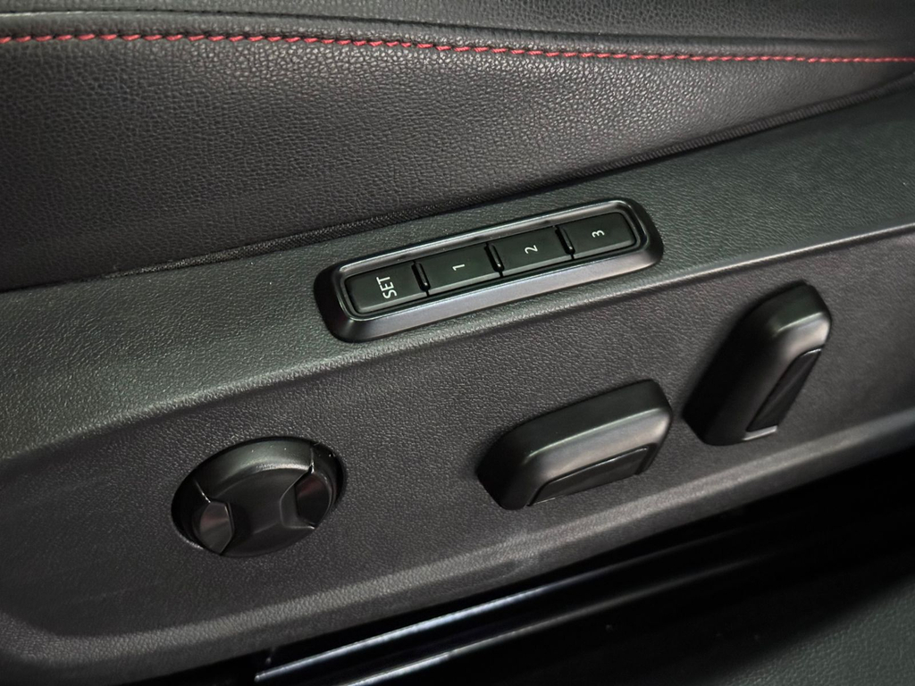 Volkswagen Jetta Cinza