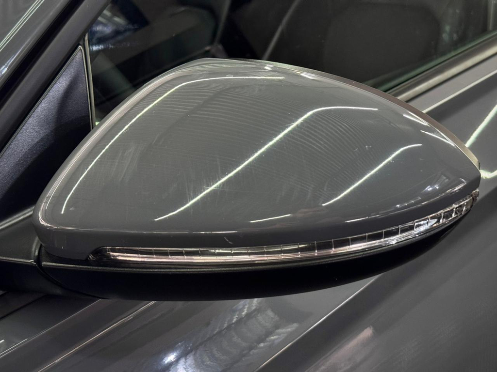 Volkswagen Jetta Cinza