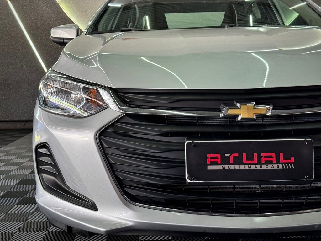 Chevrolet Onix Sedan Prata